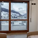 Centre Of Old Town, Fully Renovated, Amazing Views & Car Park