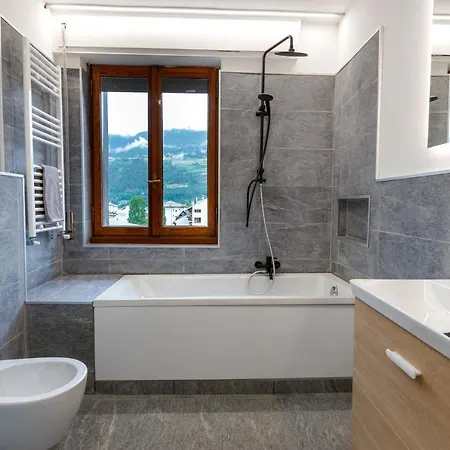 Centre Of Old Town, Fully Renovated, Amazing Views & Car Park